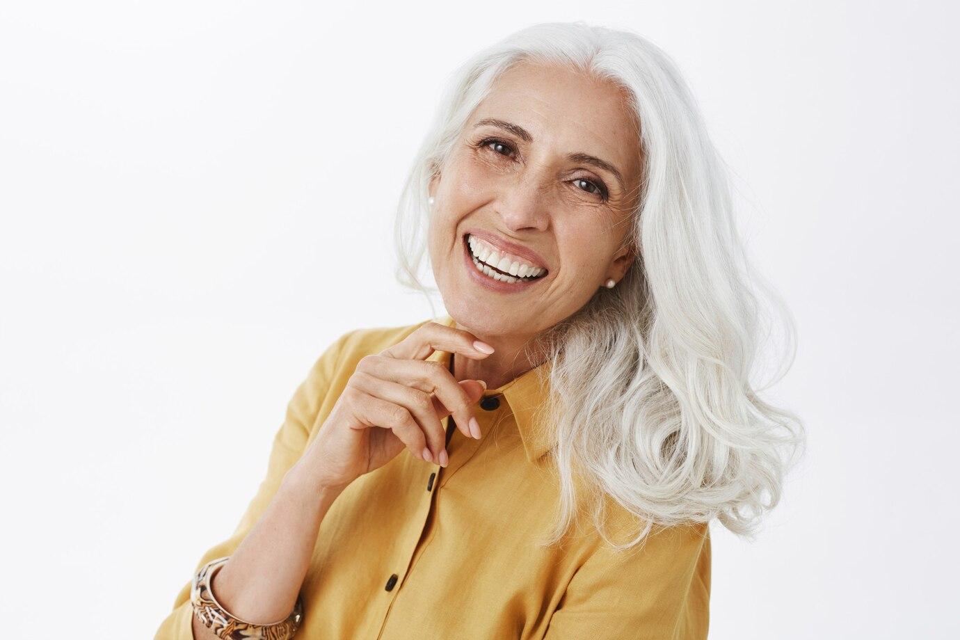 Dental implants for old people